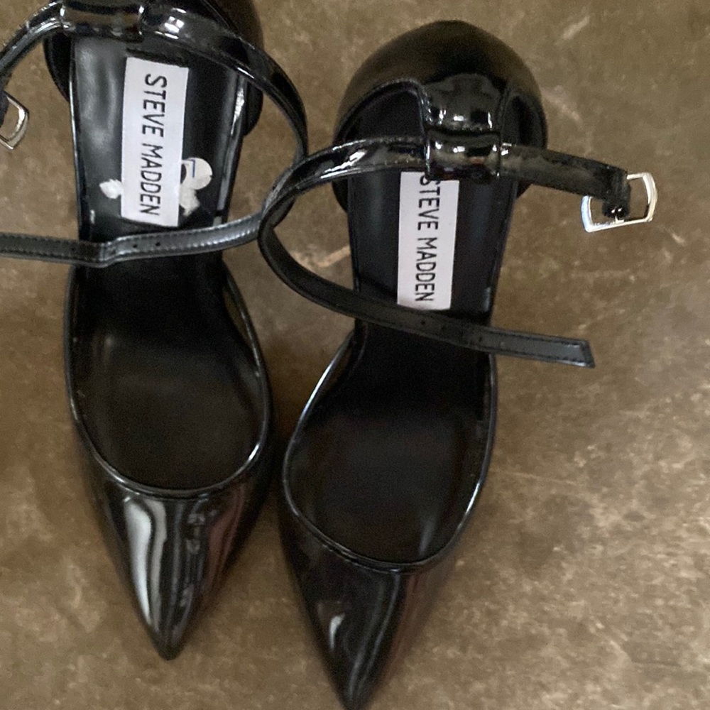 Black Steve Madden heels